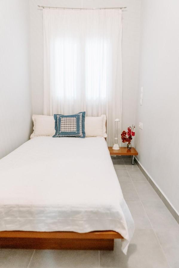 Pine Trees 55 Villa เอเธนส์ ภายนอก รูปภาพ